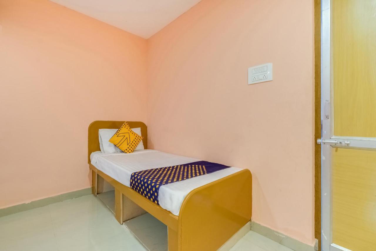 Spot On 64778 Msr Convention Hall Hotel Tirupati Exterior foto