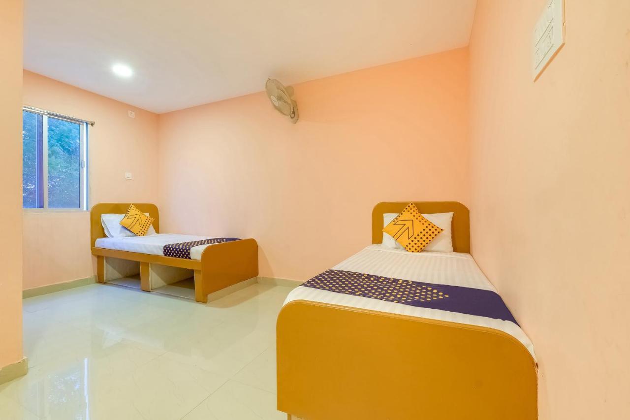 Spot On 64778 Msr Convention Hall Hotel Tirupati Exterior foto